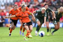 Katrina Gorry takes a penalty for Brisbane Roar