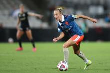 SYDNEY, AUSTRALIA - NOVEMBER 22: Tameka Yallop of the Roar in action during the round four A-League Women's match between Western Sydney Wanderers and Brisbane Roar at Netstrata Jubilee Stadium on November 22, 2024 in Sydney, Australia. (Photo by Brendon Thorne/Getty Images)