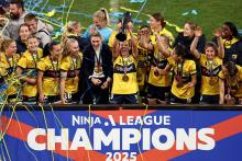 MELBOURNE, AUSTRALIA - MAY 18: The Mariners hold aloft the Championship Trophy after winning the A-League Women's Grand Final between Melbourne Victory and the Central Coast Mariners at AAMI Park on May 18, 2025, in Melbourne, Australia. (Photo by Graham Denholm/Getty Images)